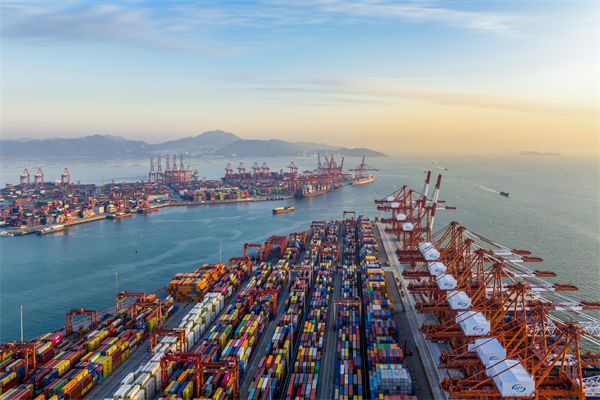 中企電話被（bèi）美客戶打（dǎ）爆：一船難求，關聯企業年度經營計劃怎麽（me）看？