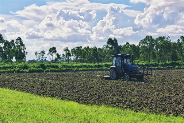 守（shǒu）住耕地（dì）這個命根子，從精益（yì）生產角度分析如何守住？