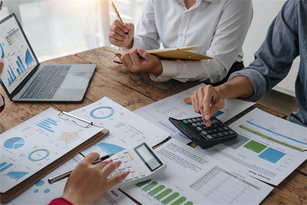 績效考評淪（lún）為形式主義，員工敷衍應付企業怎麽破？