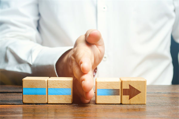 戰略落地層層打折扣，集團管控怎樣穿（chuān）透完全執行？